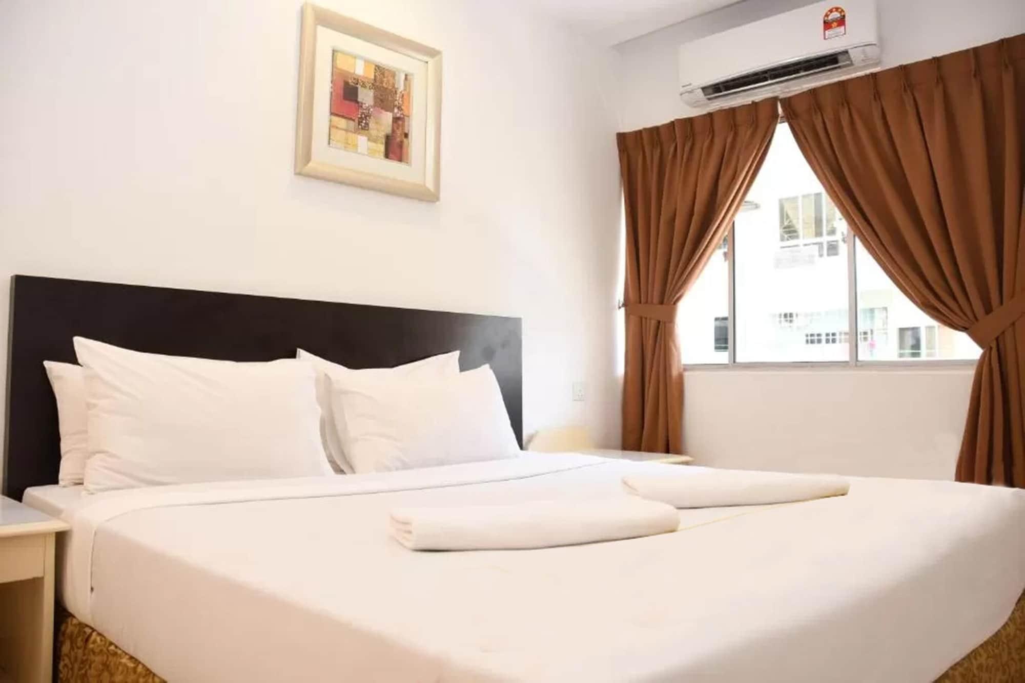 Promenade Service Apartment Кота-Кинабалу Экстерьер фото